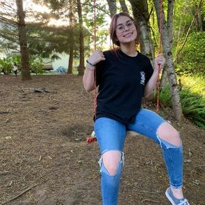 Meet your Posher, Juli